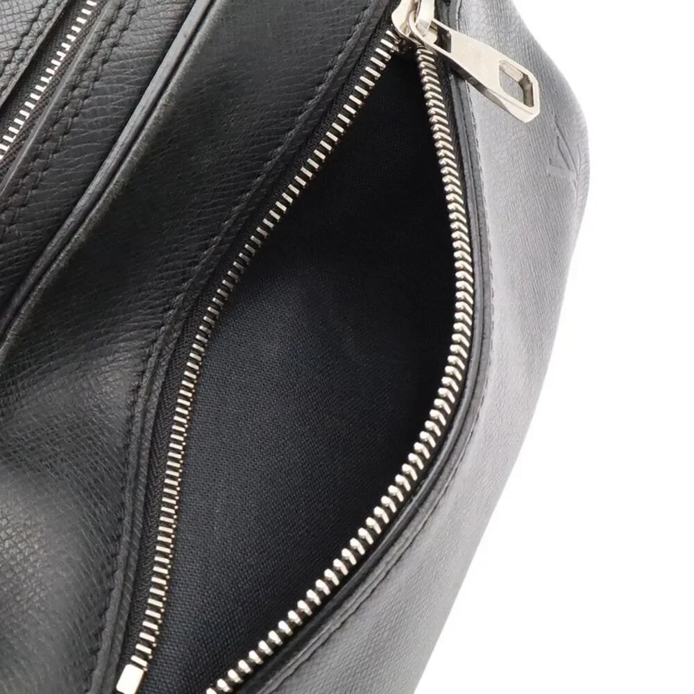 Louis Vuitton Neo Pavel Clutch
